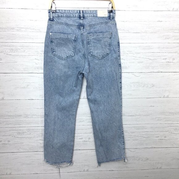 Zara Women's Jeans Straight Leg Button Fly Distressed Light Wash size 4 - Picture 2 of 10